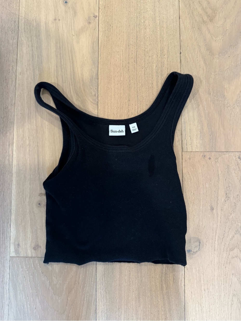 Aritzia Black Ribbed Cropped Tank